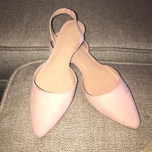 Pointy toed flats